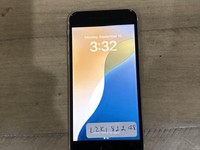 Apple iPhone SE 3rd Gen 2022