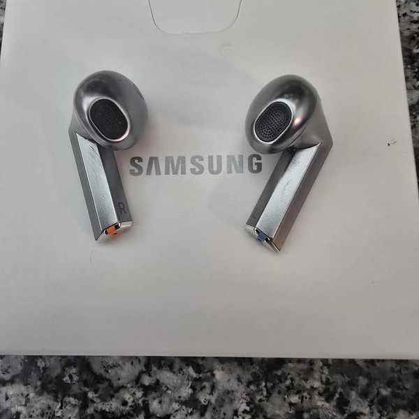 Samsung Galaxy Buds3 - Silver