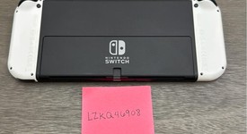 Good
													Nintendo Switch - OLED - White, 64 GB, photo 4 of 9