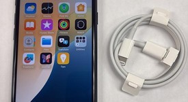 Mint
													Apple iPhone SE 3rd Gen 2022 - Unlocked, Midnight, 64 GB, A2595, photo 1 of 10