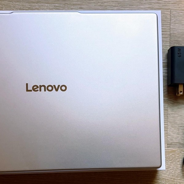 Lenovo Chromebook Plus 14 inch - 256 GB, 16 GB, MediaTek