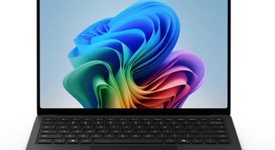 New
													Microsoft Surface Laptop 7 - Black, 1 TB, 16 GB, 13.8", photo 3 of 4