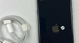 Mint
													Apple iPhone SE 3rd Gen 2022 - Unlocked, Midnight, 64 GB, A2595, photo 1 of 10