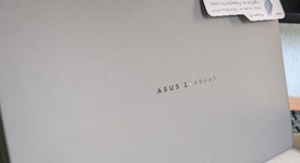 Mint
													Asus Zenbook, photo 3 of 6