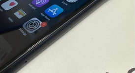 Good
													Apple iPhone Xr - Unlocked, Black, 64 GB, A1984, photo 3 of 10