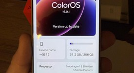 Mint
													OnePlus 15 - Unlocked, Sand Storm, 256 GB, 16 GB, photo 2 of 5