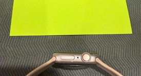 Good
													Apple Watch Series 5 40mm - T-Mobile, Gold, A2094 Cellular, Aluminum, photo 1 of 6