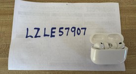 Used
													Apple AirPods Pro 3, photo 1 of 7