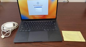 Mint
													MacBook Air 2022 - 13" - Apple M2, Midnight, 256 GB, 8 GB, photo 1 of 9
