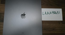 Mint
													Apple iPad Pro 12.9" 5th Gen 2021 - Unlocked, Gray, 1 TB, photo 3 of 15