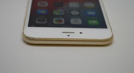 Good
													Apple iPhone 6S Plus - Unlocked, Gold, 128 GB, A1634, photo 3 of 11