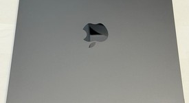 Good
													Apple iPad Pro 11" 4th Gen 2022 - Unlocked, Gray, 128 GB, photo 2 of 6