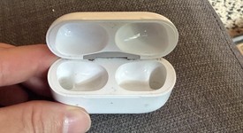 Used
													Apple AirPods Pro 2 - USB-C, photo 5 of 6
