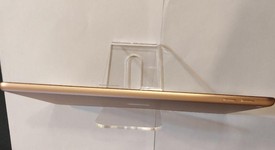 Mint
													Apple iPad 6th Gen - Wi-Fi, Gold, 32 GB, A1893, photo 1 of 6