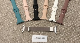 Fair
													Apple Watch Series 7 41mm - Starlight, A2473 - GPS, Aluminum, photo 1 of 5