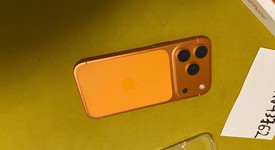 Mint
													Apple iPhone 17 Pro - Unlocked, Cosmic Orange, 256 GB, A3256, photo 2 of 11