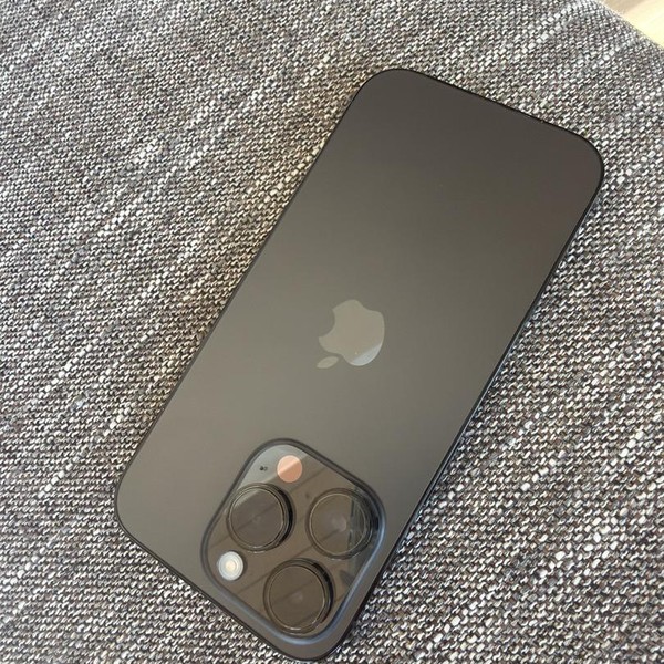 Apple iPhone 14 Pro - Unlocked, 128 GB, Black, A2650