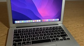 Good
													MacBook Air 2017 - 13" - I5, Silver, 256 GB, 8 GB, photo 4 of 9