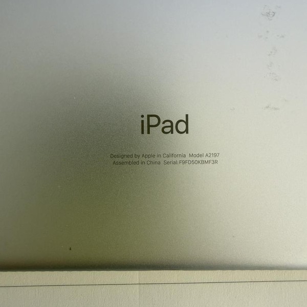 Apple iPad 7th Gen - Wi-Fi, 128 GB, Silver, A2197
