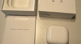 Used
													Apple AirPods 4th Gen - Standard, photo 1 of 3