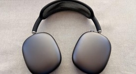 Used
													Apple AirPods Max - Gray, photo 2 of 12