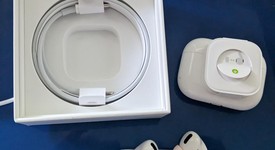 Used
													Apple AirPods Pro 1st Gen - Wireless Case, photo 4 of 6