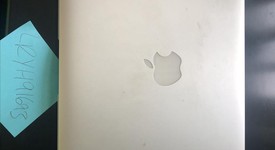 Good
													MacBook Air 2017 - 13" - Silver, 128 GB, 4 GB, photo 3 of 6