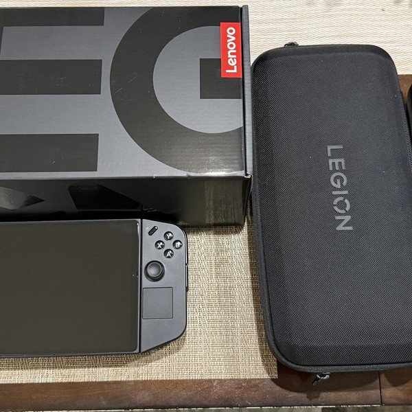 Lenovo Legion Go - 1 TB, Black, 16 GB, AMD Ryzen Z1 Extreme