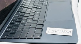 Good
													MacBook Air 2022 - 13" - Apple M2, Midnight, 256 GB, 8 GB, photo 5 of 13