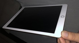 Good
													Apple iPad 5th Gen - Wi-Fi, Gold, 32 GB, A1822, photo 4 of 6