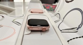 Mint
													Apple Watch Series 9 41mm - Unlocked, Pink, A2982 - Cellular, Aluminum, photo 2 of 12