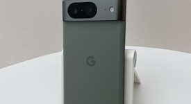 Mint
													Google Pixel 8 - Unlocked, Hazel, 128 GB, 8 GB, G9BQD, Sub-6 5G, photo 3 of 5