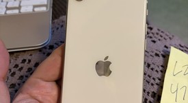 Mint
													Apple iPhone SE 3rd Gen 2022 - Unlocked, Starlight, 128 GB, A2595, photo 3 of 7