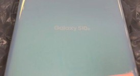 Fair
													Samsung Galaxy S10e - AT&T, White, 128 GB, 6 GB, SM-G970U, photo 3 of 5