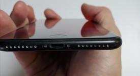 Good
													Apple iPhone 7 Plus - Verizon, Black, 32 GB, A1661, photo 3 of 7