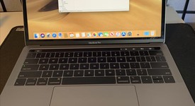 Good
													MacBook Pro 2018 (With Touch Bar) - 13" - I5, Gray, 256 GB, 8 GB, photo 1 of 8