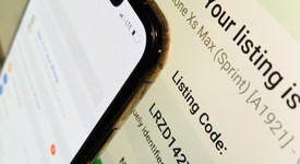 Mint
													Apple iPhone Xs Max - Sprint, Gold, 64 GB, A1921, photo 2 of 5