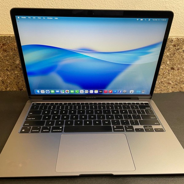 MacBook Air 2020 - 13 inch - 512 GB, Gray, 16 GB, Apple M1