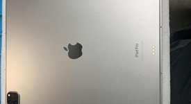 Mint
													Apple iPad Pro 12.9" 6th Gen 2022 - Unlocked, Gray, 256 GB, photo 4 of 11