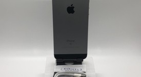 Fair
													Apple iPhone SE 1st Gen 2016 - AT&T, Grey, 32 GB, A1662, photo 1 of 11