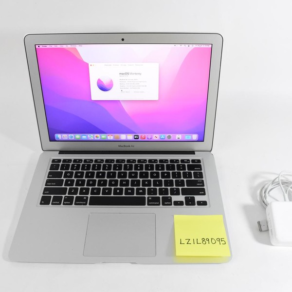 MacBook Air 2017 - 13 inch - 128 GB, Silver, 8 GB, Intel Core i5