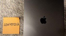 Mint
													Apple iPad Air 4th Gen - Verizon, Gray, 256 GB, A2324, photo 3 of 10