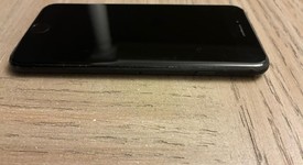 Fair
													Apple iPhone SE 2nd Gen 2020 - Unlocked, Black, 64 GB, A2275, photo 4 of 7