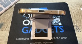 Good
													Samsung Galaxy Z Flip4 5G - Unlocked, Rose Gold, 512 GB, 8 GB, SM-F721U1, photo 5 of 6