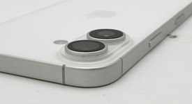 Fair
													Apple iPhone 16 - Unlocked, White, 128 GB, A3081, photo 4 of 6