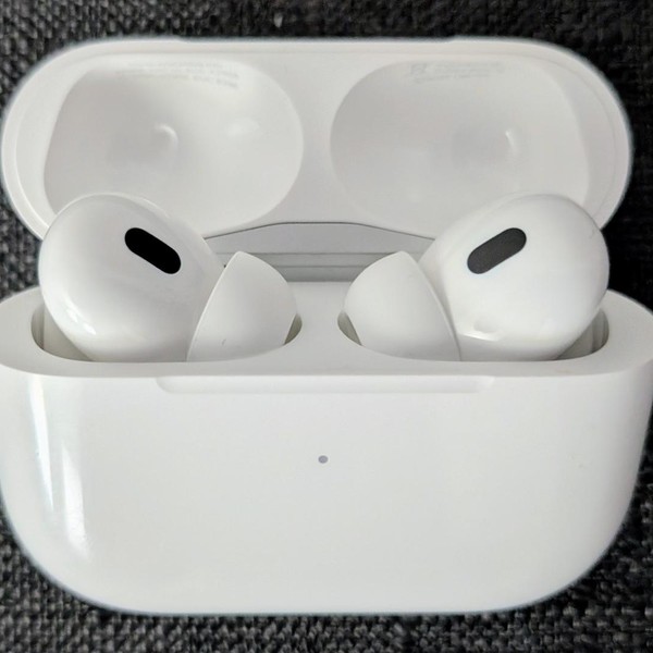 Apple AirPods Pro 2 - USB-C