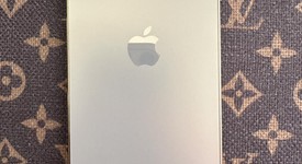 Good
													Apple iPhone 13 Pro - AT&T, Gold, 128 GB, A2483, photo 2 of 5