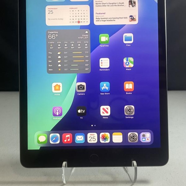 Apple iPad 8th Gen - Unlocked, 128 GB, Gray, A2428