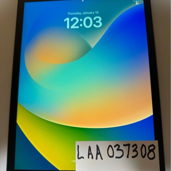 Apple iPad 8th Gen - Unlocked, 32 GB, Gray, A2428