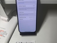Apple iPhone 16